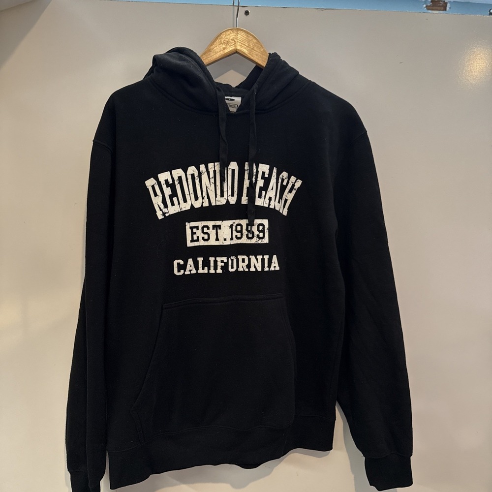 Redondo Beach California Hoodie Size Large black